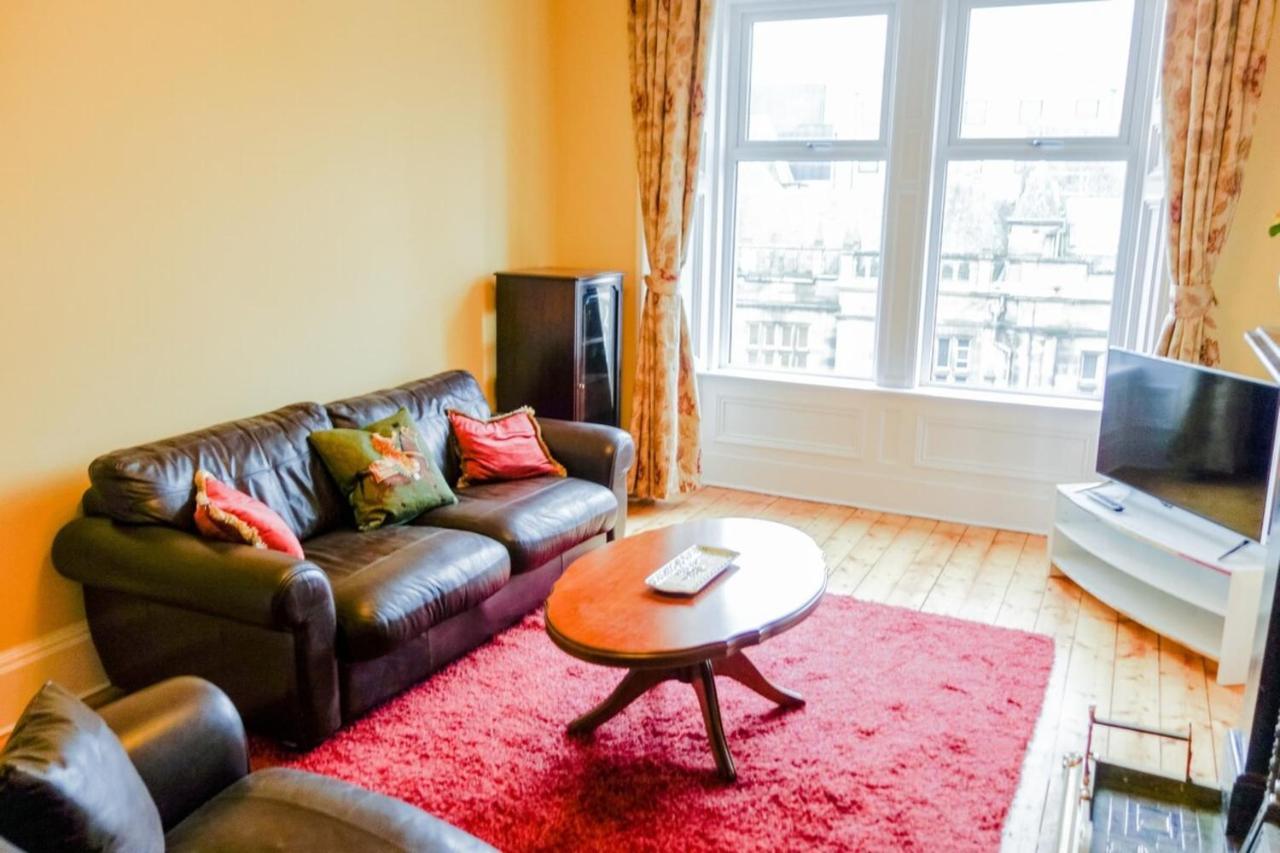 Newly Furnished 2 Bedroom Apartment On Leith Walk 爱丁堡 外观 照片