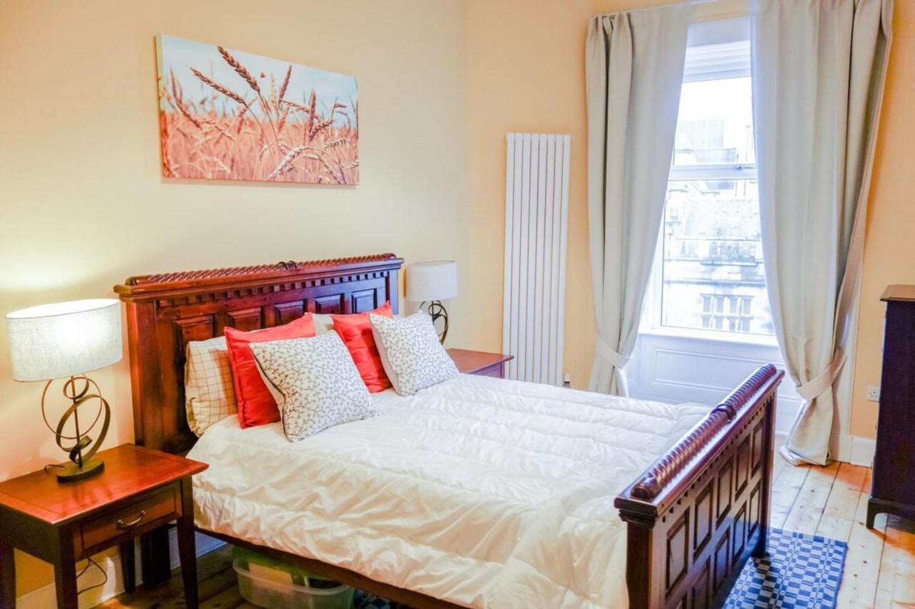 Newly Furnished 2 Bedroom Apartment On Leith Walk 爱丁堡 外观 照片