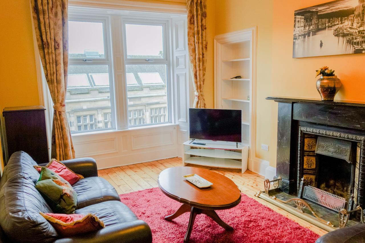 Newly Furnished 2 Bedroom Apartment On Leith Walk 爱丁堡 外观 照片